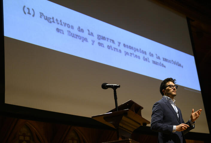 Mauro Lazarovich on stage at Harvard Horizons Symposium/ April 2024