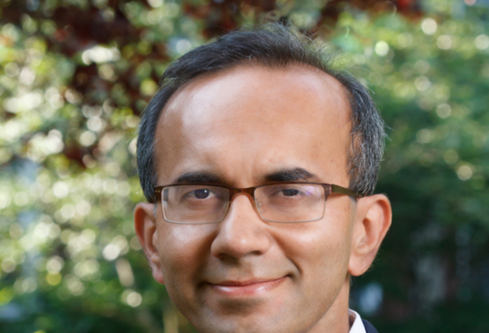 Tarun Khanna headshot photo