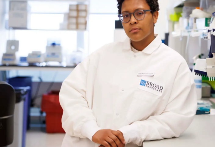 Cherish Taylor, a postdoctoral researcher studying environmental risk factors for the onset, progression, and severity of psychiatric disorders.