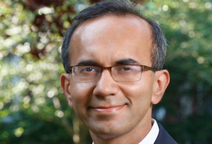 Headshot of Tarun Khanna, PhD ’93