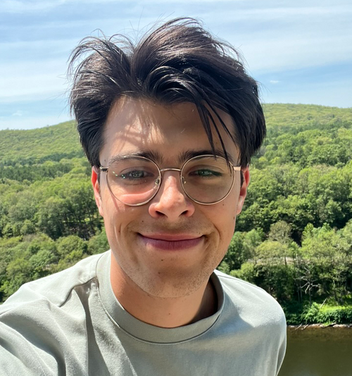 Emilio Rosas Linhard headshot