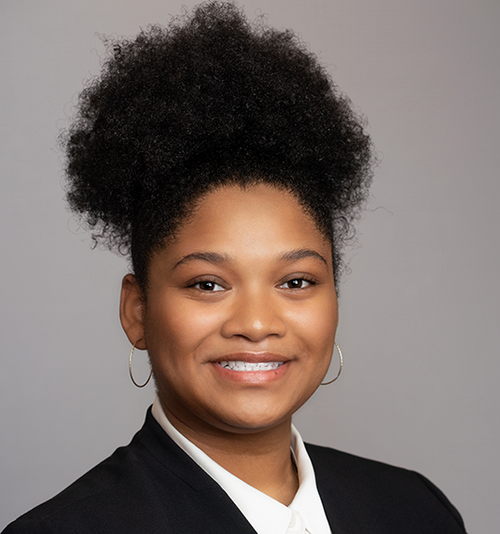 Gabrielle Walker headshot