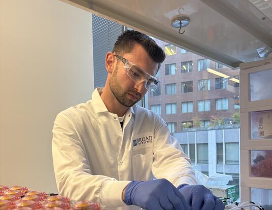 Witte is setting up a PACE experiment, which is the laboratory technique he used to generate evoCAST.