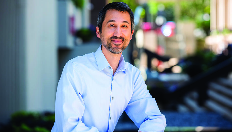 Portrait photo of Aaron Berkowitz