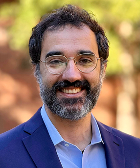 Headshot image of Teddy Svonoros